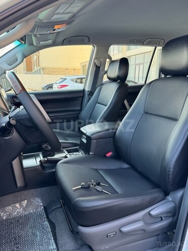 Toyota Land Cruiser Prado 2011, 150,000 km - 2.7 l - Bakı