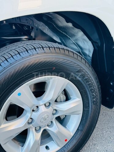 Toyota Land Cruiser Prado 2011, 150,000 km - 2.7 l - Bakı