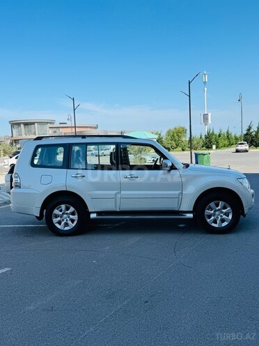 Mitsubishi Pajero 2014, 201,300 km - 3.0 l - Bakı