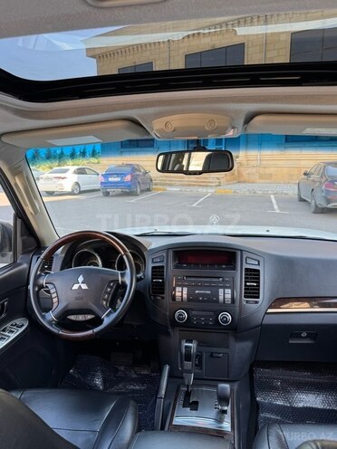 Mitsubishi Pajero 2014, 201,300 km - 3.0 l - Bakı