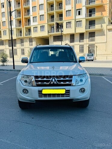 Mitsubishi Pajero 2014, 201,300 km - 3.0 l - Bakı