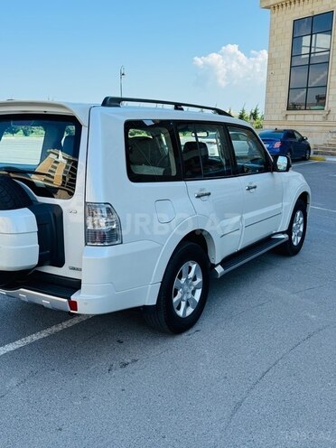 Mitsubishi Pajero 2014, 201,300 km - 3.0 l - Bakı