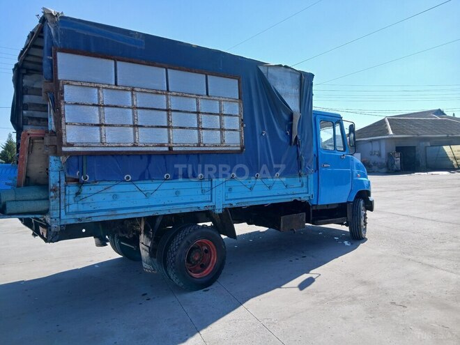 ZIL 5301 1998, 280,000 km - 4.7 l - İmişli