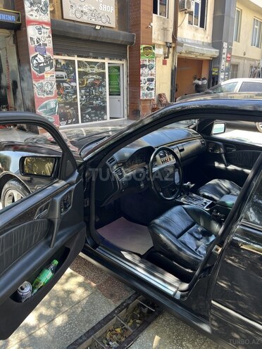 Mercedes E 280 1998, 206,000 km - 2.8 l - Sumqayıt