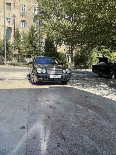 Mercedes E 280 1998, 206,000 km - 2.8 l - Sumqayıt