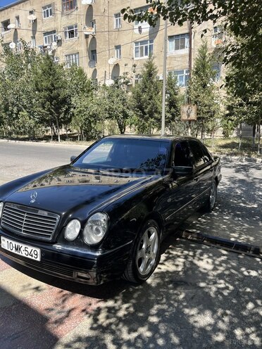 Mercedes E 280 1998, 206,000 km - 2.8 l - Sumqayıt