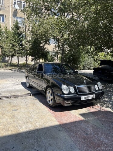Mercedes E 280 1998, 206,000 km - 2.8 l - Sumqayıt