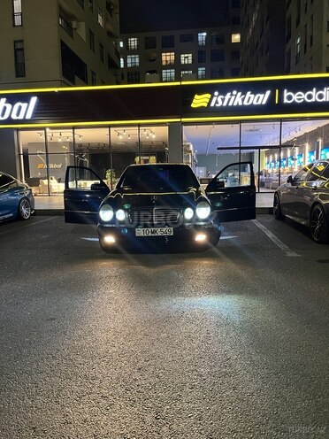 Mercedes E 280 1998, 206,000 km - 2.8 l - Sumqayıt