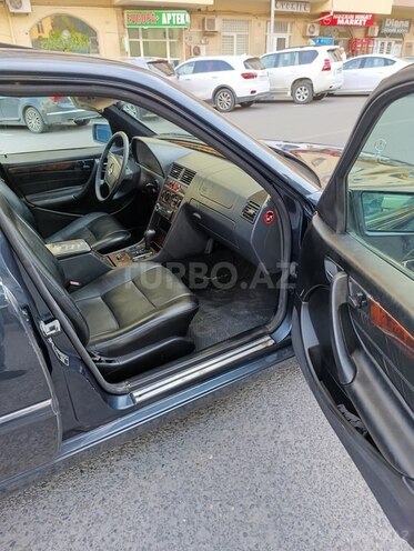 Mercedes C 240 1999, 265,000 km - 2.4 л - Bakı