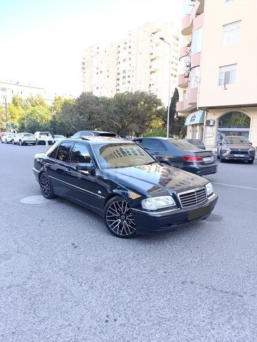 Mercedes C 240 1999, 265,000 km - 2.4 л - Bakı