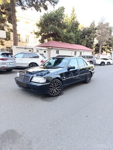 Mercedes C 240 1999, 265,000 km - 2.4 л - Bakı
