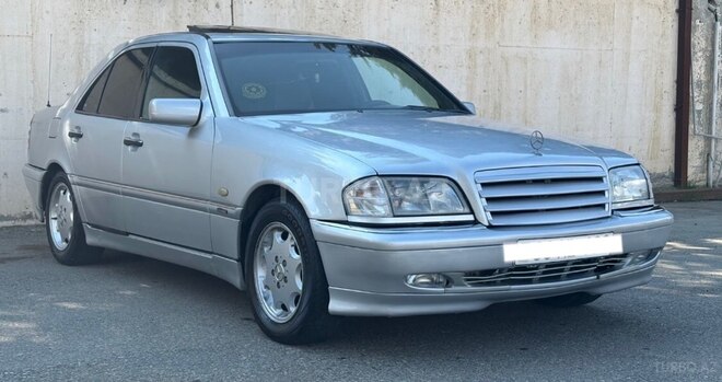 Mercedes C 200 1999, 266,000 km - 2.0 l - Bakı
