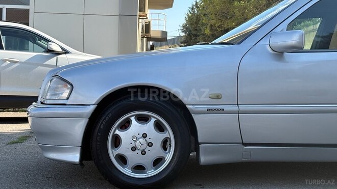 Mercedes C 200 1999, 266,000 km - 2.0 l - Bakı