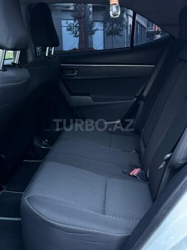 Toyota Corolla 2015, 235,000 km - 1.6 l - Bakı