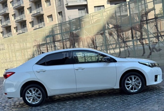 Toyota Corolla 2015, 235,000 km - 1.6 l - Bakı