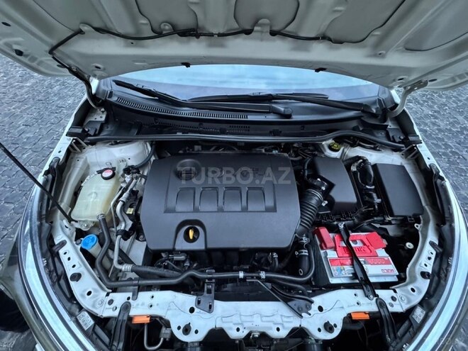 Toyota Corolla 2015, 235,000 km - 1.6 l - Bakı