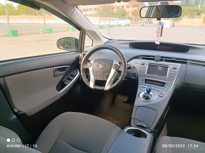 Toyota Prius 2014, 300,000 km - 1.8 l - Bakı