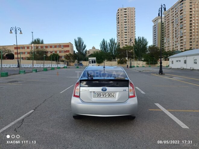 Toyota Prius 2014, 300,000 km - 1.8 l - Bakı