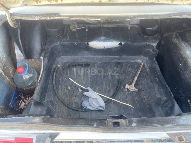 LADA (VAZ) 2106 1985, 350,000 km - 1.3 л - Salyan