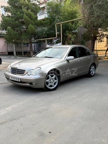 Mercedes C 220 2003, 320,000 km - 2.1 л - Bakı