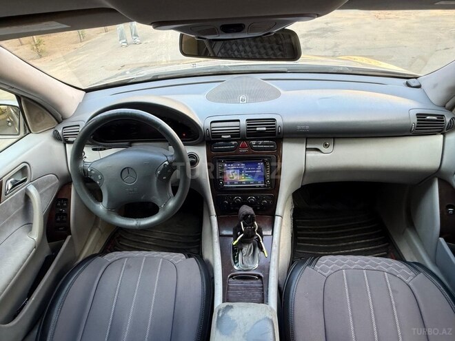 Mercedes C 220 2003, 320,000 km - 2.1 л - Bakı