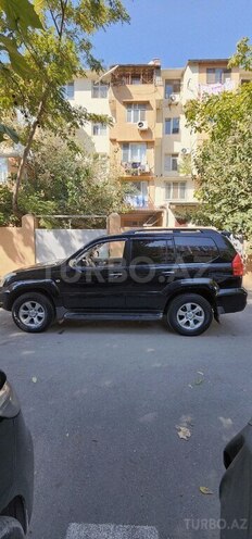 Toyota Land Cruiser Prado-4
