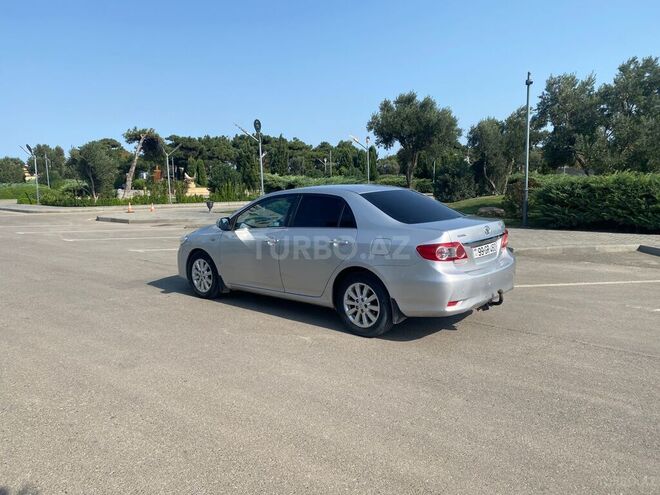 Toyota Corolla 2010, 250,000 km - 1.4 l - Bakı