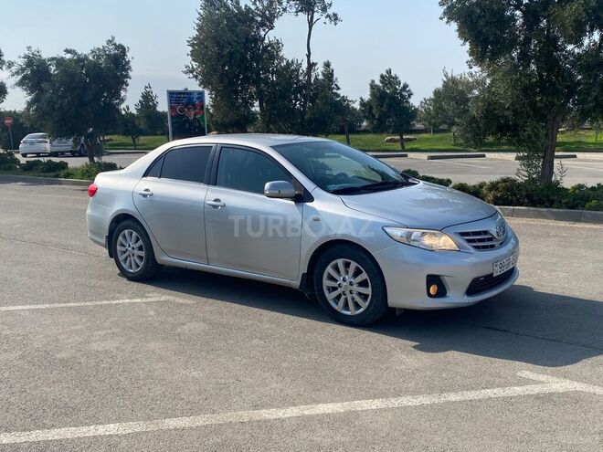 Toyota Corolla 2010, 250,000 km - 1.4 l - Bakı