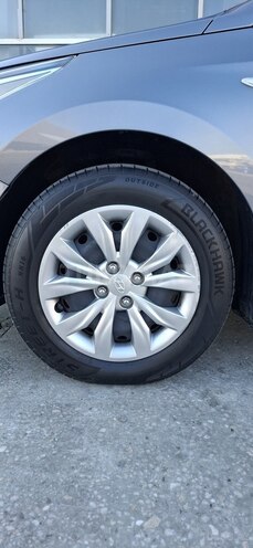 Hyundai Accent 2019, 120,600 km - 1.6 л - Bakı