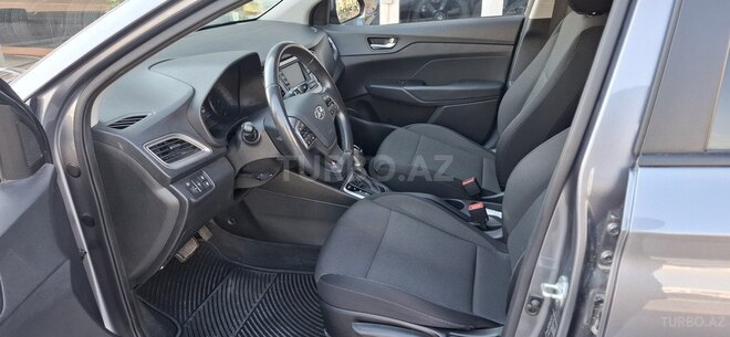 Hyundai Accent 2019, 120,600 km - 1.6 л - Bakı