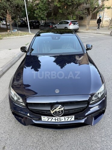 Mercedes E 300 4MATIC 2018, 92,750 km - 2.0 л - Bakı
