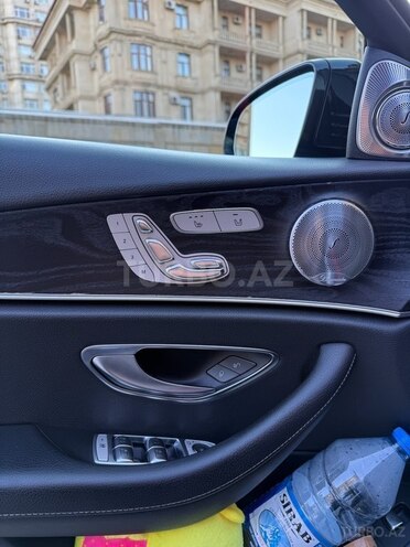 Mercedes E 300 4MATIC 2018, 92,750 km - 2.0 л - Bakı