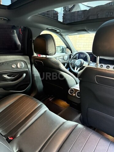 Mercedes E 300 4MATIC 2018, 92,750 km - 2.0 л - Bakı