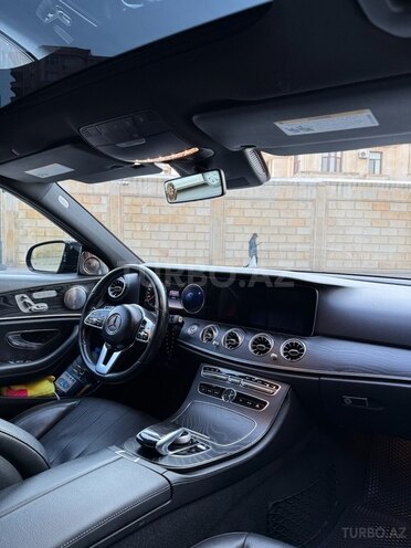 Mercedes E 300 4MATIC 2018, 92,750 km - 2.0 л - Bakı