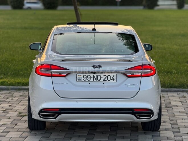 Ford Fusion (North America) 2017, 140,100 km - 2.0 л - Bakı