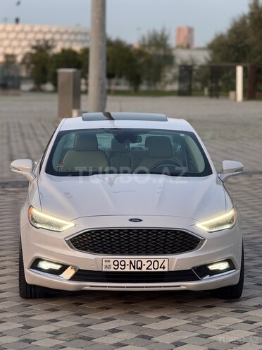Ford Fusion (North America) 2017, 140,100 km - 2.0 л - Bakı