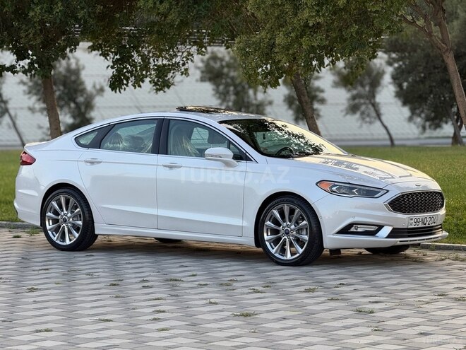 Ford Fusion (North America) 2017, 140,100 km - 2.0 л - Bakı
