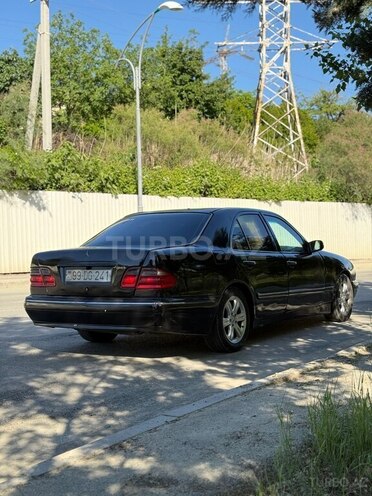 Mercedes E 220 2000, 480,000 km - 2.2 l - Mingəçevir