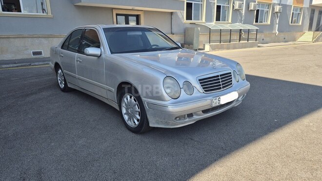 Mercedes E 240 1999, 309,235 km - 2.4 l - Sabirabad
