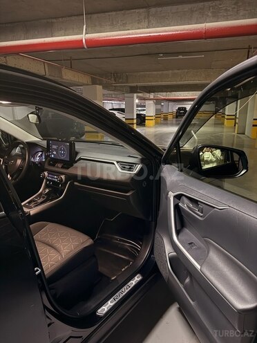 Toyota RAV4 2023, 26,500 km - 2.5 l - Bakı