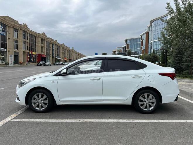 Hyundai Accent 2019, 136,000 km - 1.6 l - Bakı