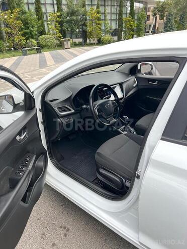 Hyundai Accent 2019, 136,000 km - 1.6 l - Bakı