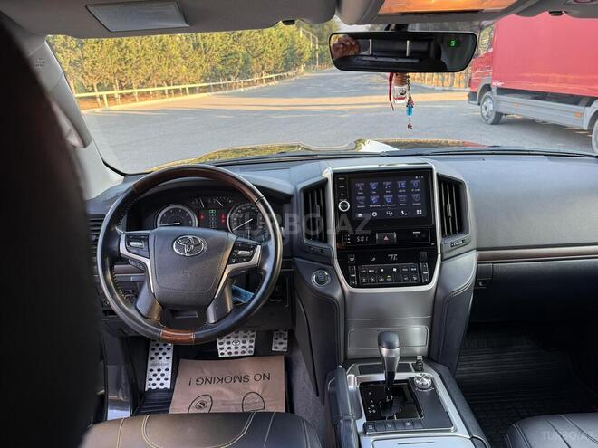 Toyota Land Cruiser 2018, 80,223 km - 4.6 l - Bakı