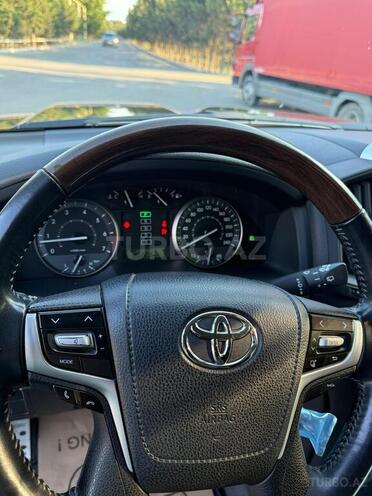 Toyota Land Cruiser 2018, 80,223 km - 4.6 l - Bakı