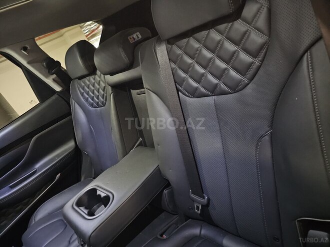 Hyundai Santa Fe 2023, 15,973 km - 1.6 л - Bakı