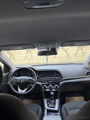 Hyundai Elantra 2019, 100,000 km - 2.0 l - Bakı