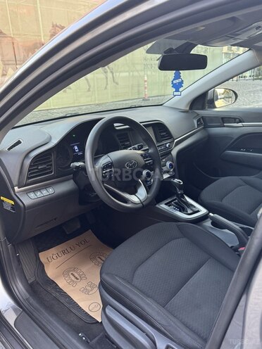 Hyundai Elantra 2019, 100,000 km - 2.0 l - Bakı
