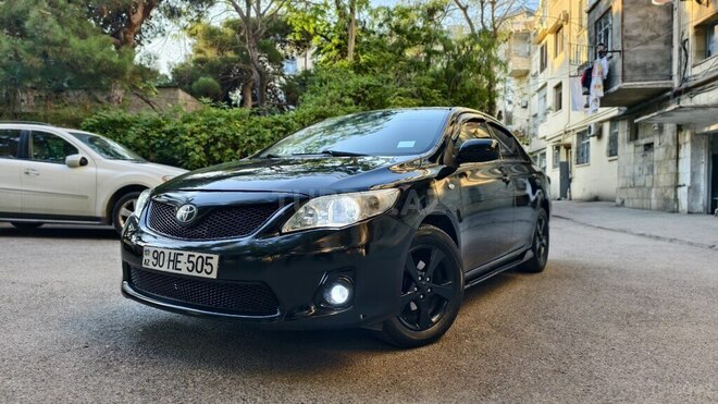 Toyota Corolla 2010, 310,000 km - 1.8 l - Bakı