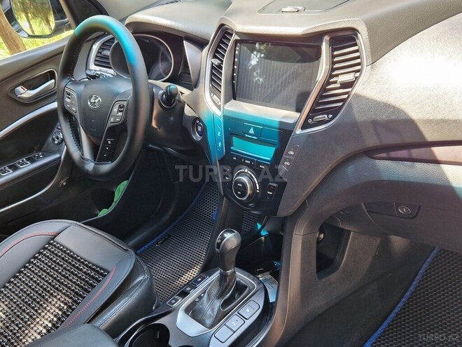Hyundai Santa Fe 2012, 230,000 km - 2.0 л - Qazax