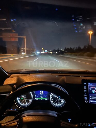 Toyota Camry 2023, 28,900 km - 2.5 l - Bakı